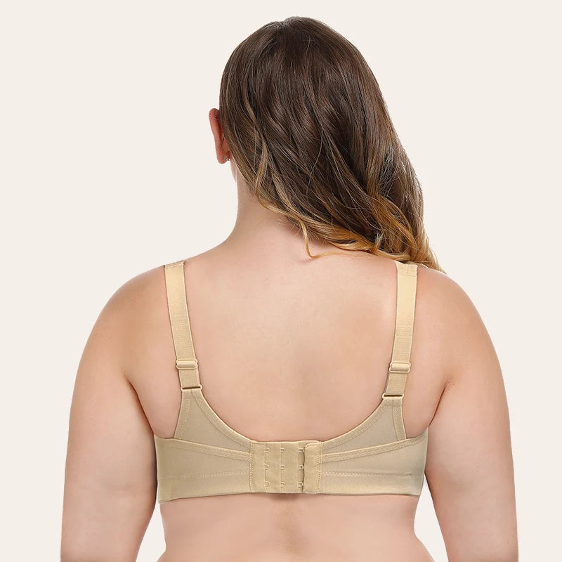 Plus Size Adjustable Sports Bra | Full Coverage Gym Bra with Wide Straps